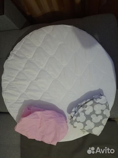 Матрас в круглую кроватку