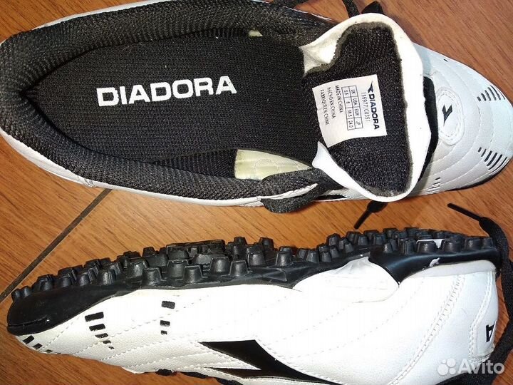 Разнопарка бутсы Diadora р.35 и 37 (225+240 мм)