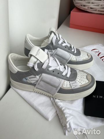 Кроссовки valentino оригинал женские