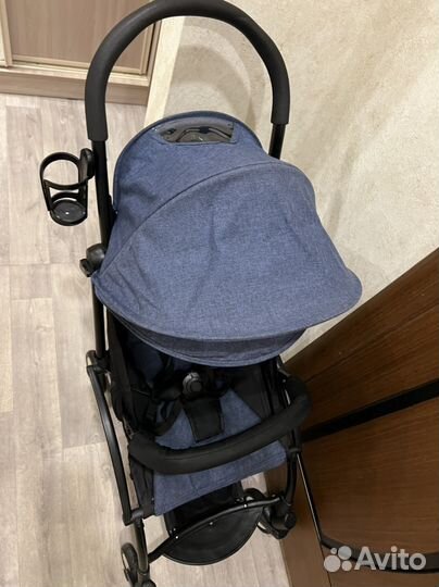 Прогулочная коляска yoya