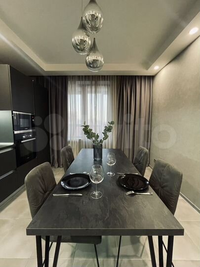 3-к. квартира, 80 м², 13/16 эт.