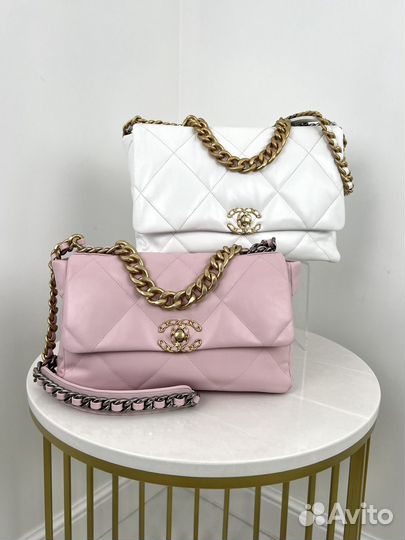 Сумка Chanel 19 на цепочке, зелёная