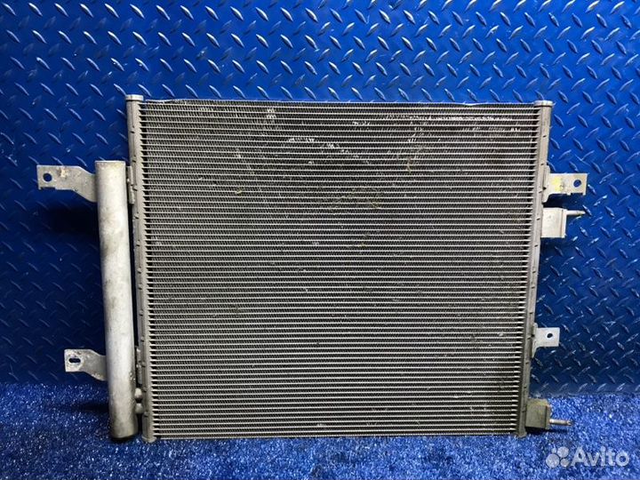 Радиатор кондиционера Jaguar Xf X250