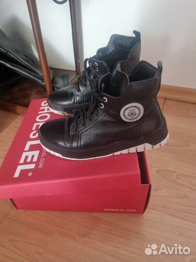 Ботинки подростковые