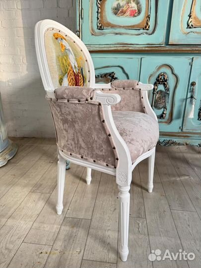 Стул с подлокотниками Дизайнерский Гусь, Дерево