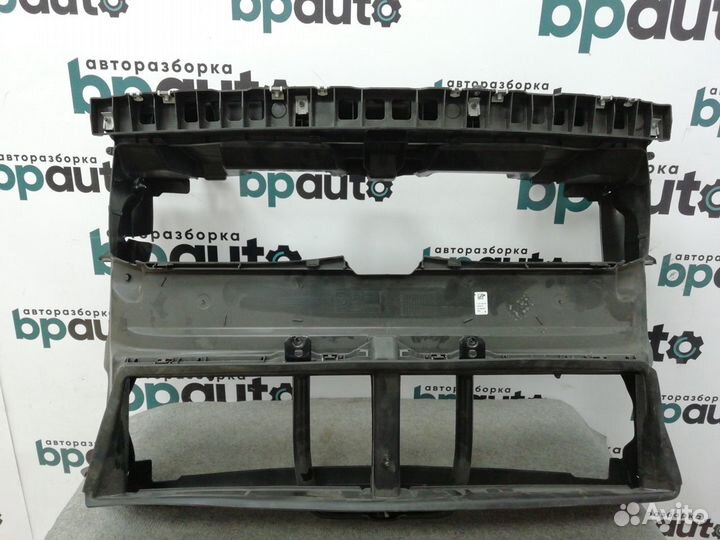 Воздуховод радиатора 51747417628 BMW Х1 II F48