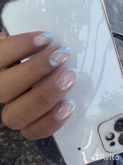 Маникюр в центре Адлера