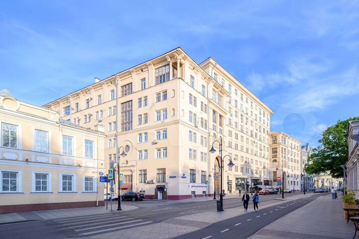 4-к. квартира, 101 м², 3/9 эт.