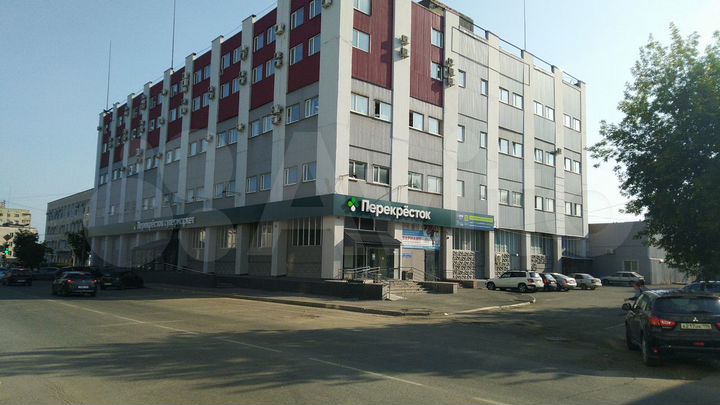 Помещение свободного назначения от 300 м²
