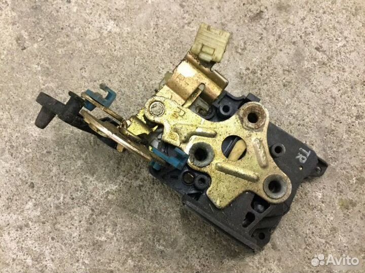 Замок двери задней Chevrolet Lanos 2004