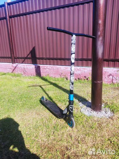 Трековый самокат