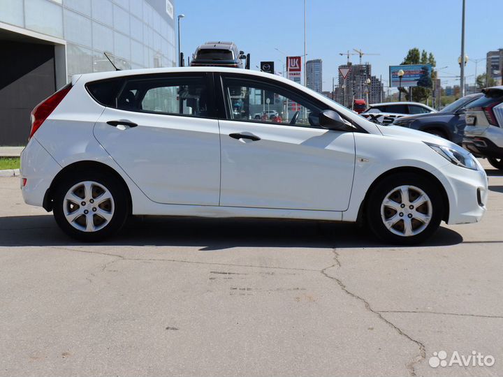 Hyundai Solaris 1.4 AT, 2013, 71 347 км