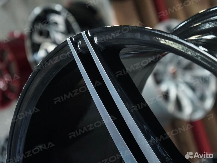 Литые диски Vossen R16 на Mazda.Арт489