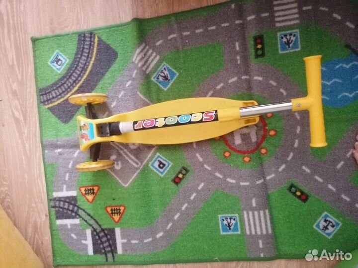 Велосипед трехколесный