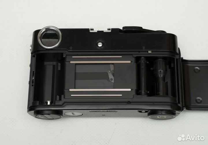 Zeiss ikon zm leica m