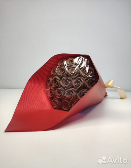 Розы из Молочного Шоколада - 19 шт в Букете