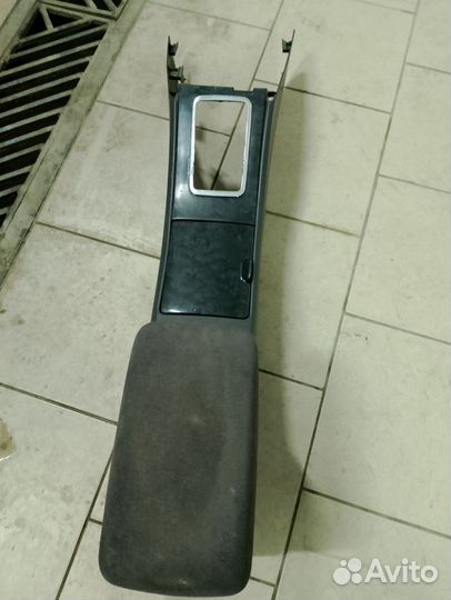 Подлокотник allion 240