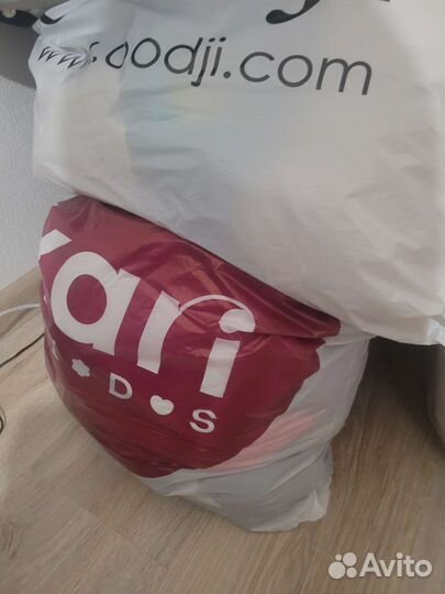Пакетом. Одежда р. 44