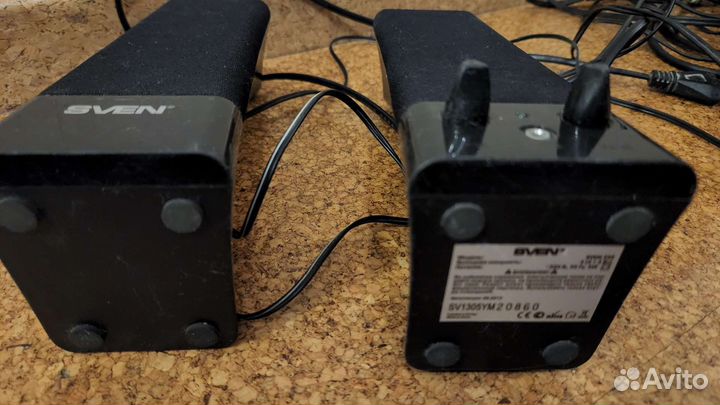 Акустические колонки Logitech и Sven