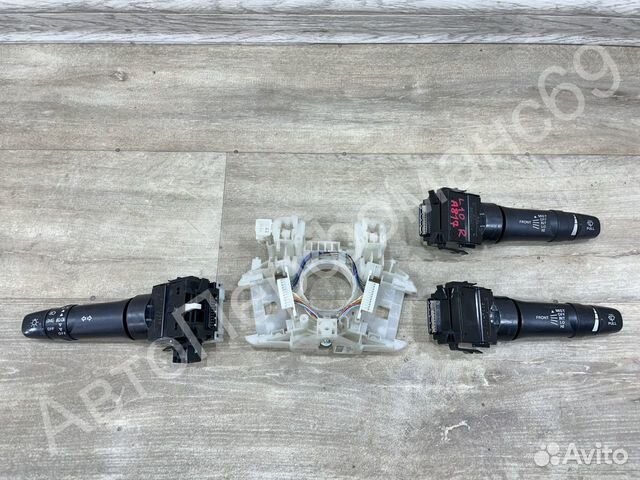 Подрулевой переключатель левый правый Lancer 10