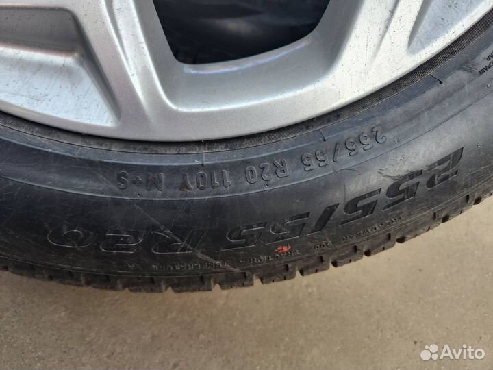R20 Pirelli Scorpion Zero 255/50, PCD 5x120 DIA 52