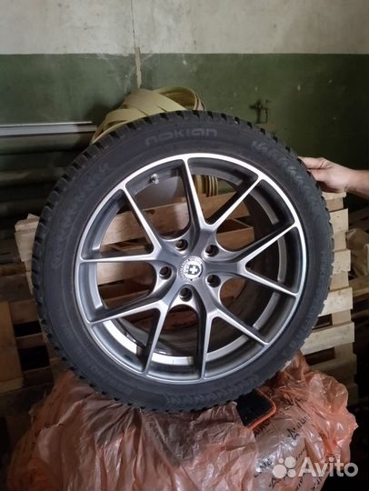 Зимние колеса R18 hakkapeliitta8 диски HRE