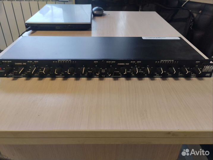 Звуковой Компрессор dbx 166xl
