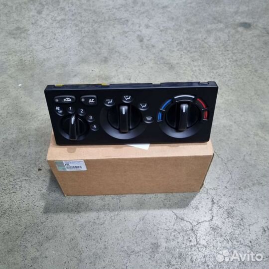 Блок управления отопителем Нексия Дэу