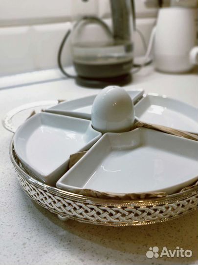 Менажница фарфоровая