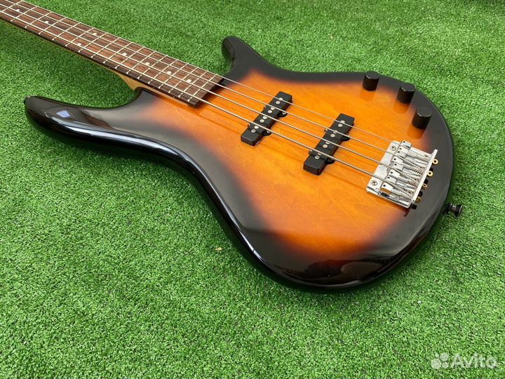 Бас гитара Ibanez Sunburst