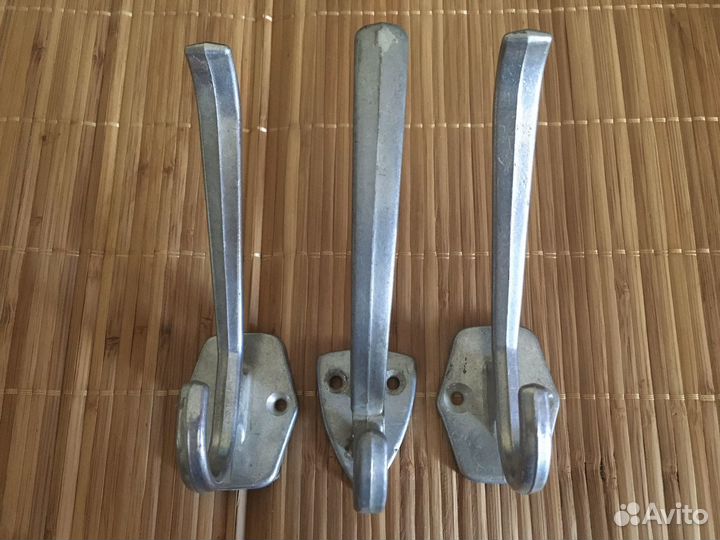 Крючки для вещей