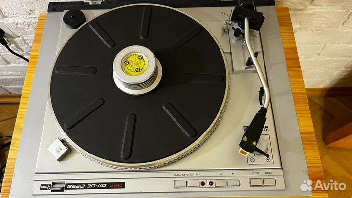 Проигрыватель винила Вега эп-110