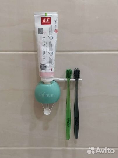 Дозатор для зубной пасты