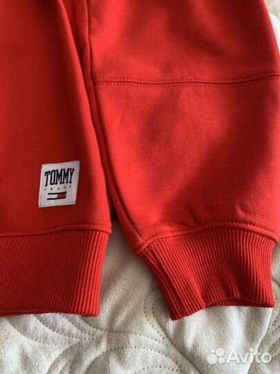 Свитшот Tommy Hilfiger XS