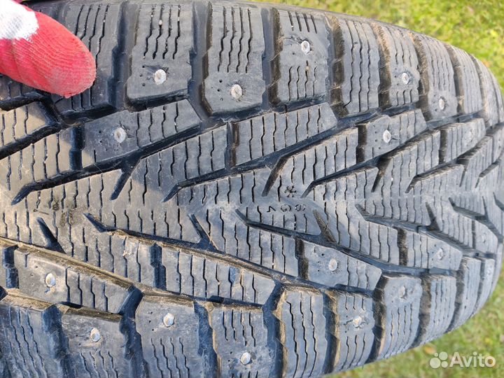 Nokian Tyres Hakkapeliitta 7 SUV 235/60 R18 107T