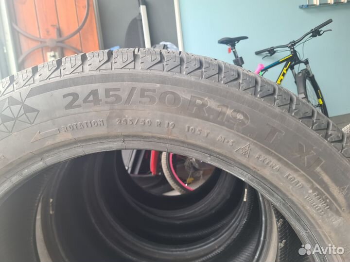 Continental ContiVikingContact 7 245/50 R19 105T