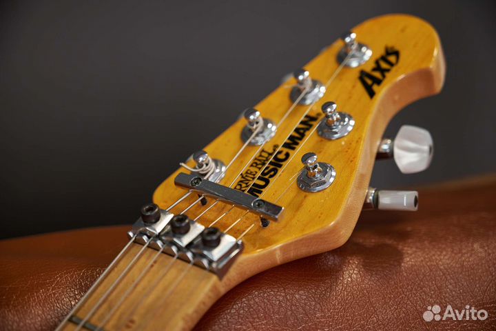 Music man axis 2007