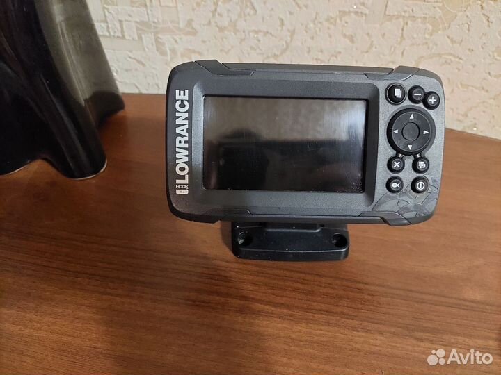 Эхолот lowrance hook2 X