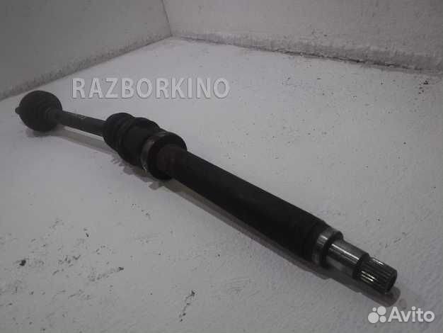 Привод передний правый