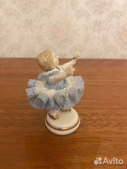 Фарфоровая статуэтка Дрезден