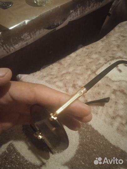 Солнцезащитные очки женские брендовые