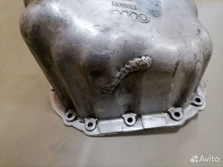 Масляный поддон Volkswagen Passat B5 1.8 ADR 1999