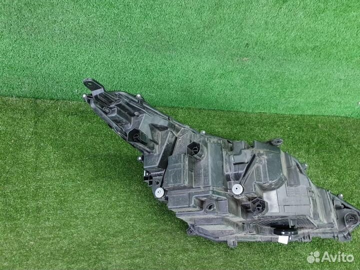 Фара левая Lexus RX200t/RX300/RX350/RX350L/RX450h