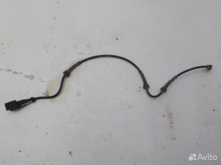 Датчик abs renault sandero передний