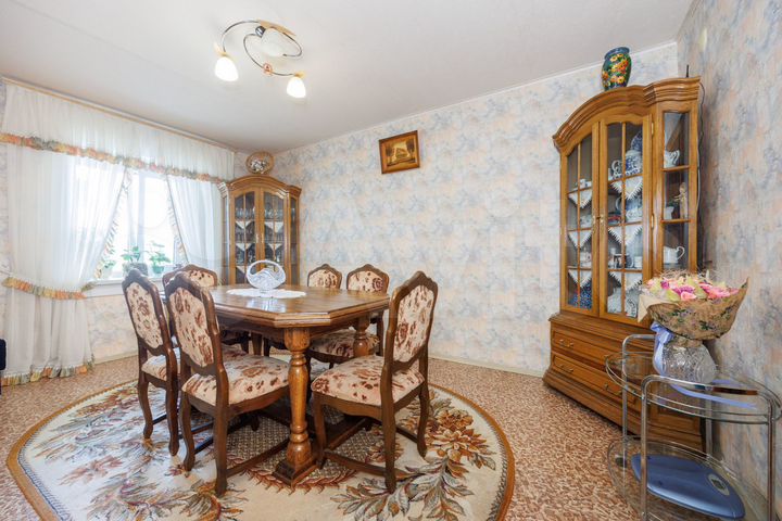 3-к. квартира, 122,2 м², 3/14 эт.