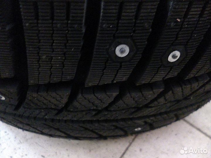 Landsail Ice Star IS33 225/55 R17 97T