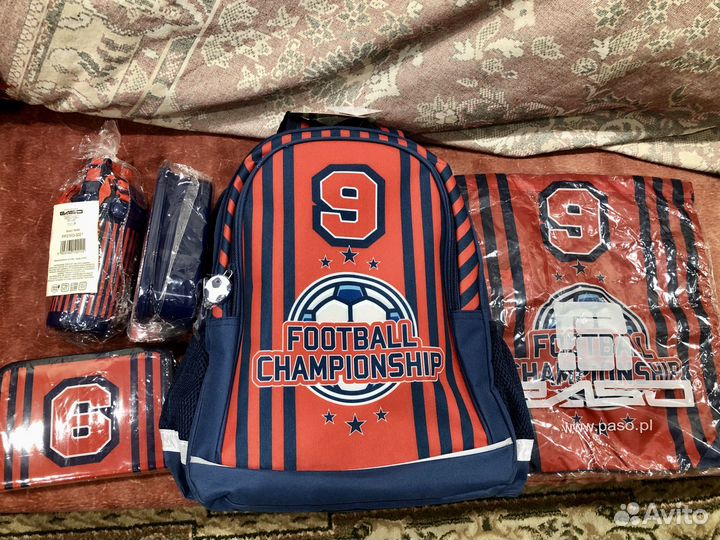 Набор фуболиста (рюкзак, бутылка и др.)