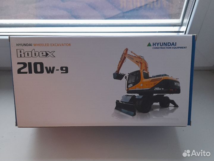 Экскаватор Hyundai 210w-9