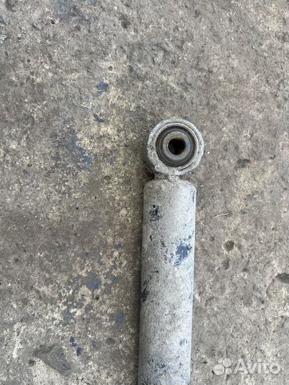 Амортизатор щадний Volkswagen Golf Plus