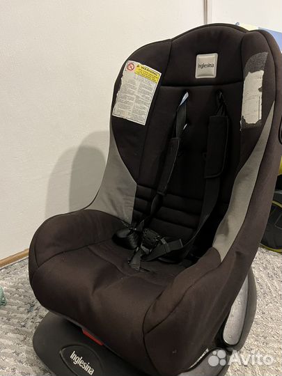 Детское кресло в машину